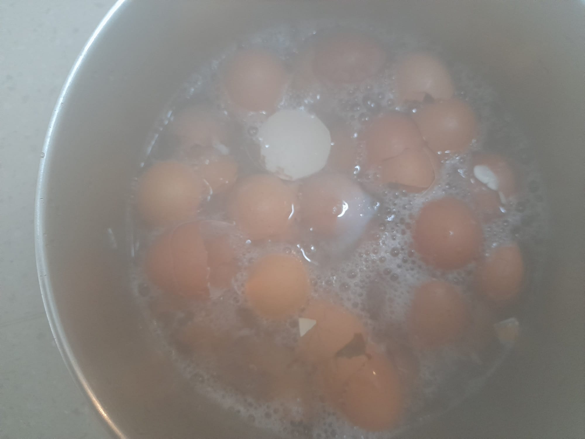 Fervura das cascas de ovo